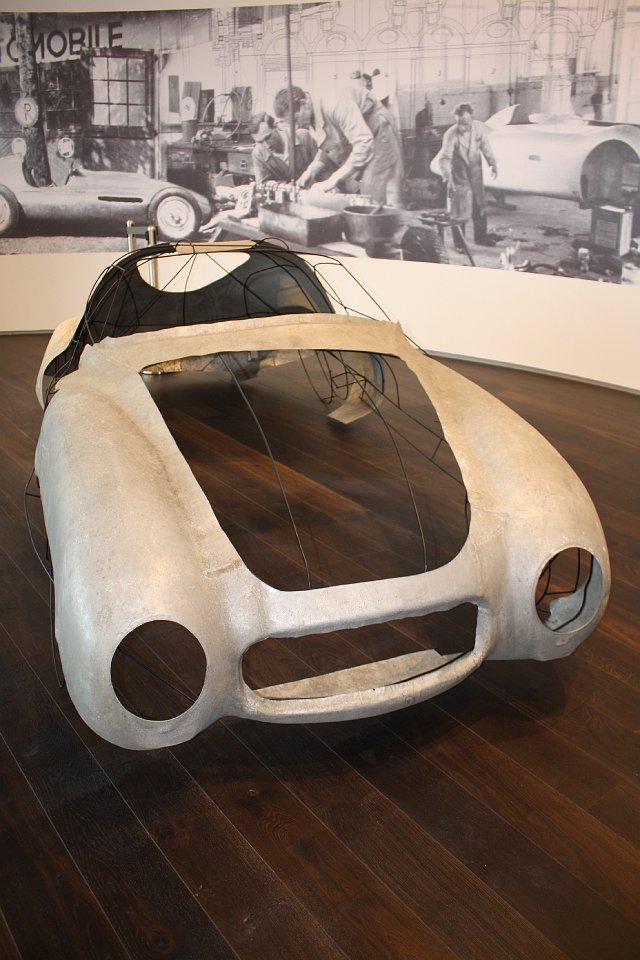 Radical  Bodypainting am N&uuml;rburgring (57) Brabham.JPG